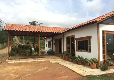 Casa en L CONCASAYA